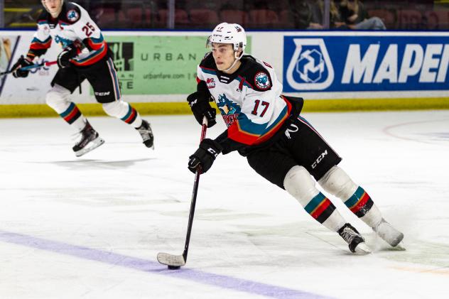 Kelowna Rockets forward Colton Dach