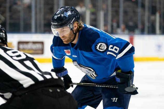 Jacksonville Icemen forward Derek Lodermeier