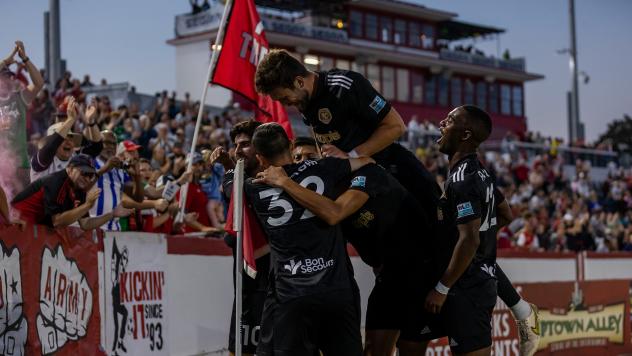 Richmond Kickers Celebrate Unbeaten Streak