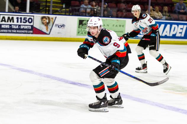 Kelowna Rockets forward Mark Liwiski