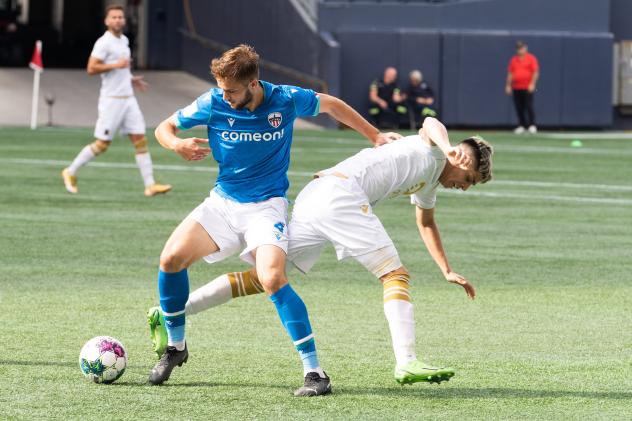 Atlético Ottawa defender Diego Espejo de la Concepción vs. Valour FC