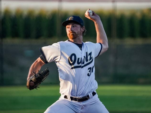 Northern Colorado Owlz' pitcher Will Buraconak