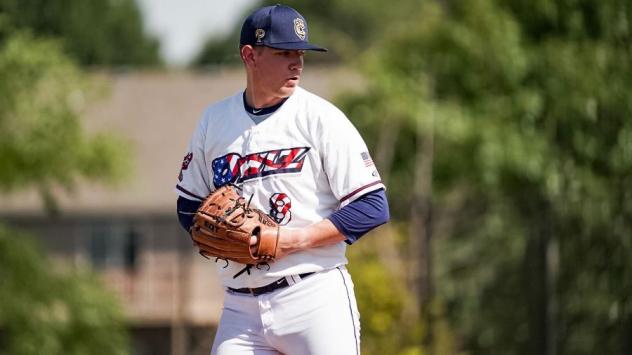 Northern Colorado Owlz pitcher Spenser Dexter