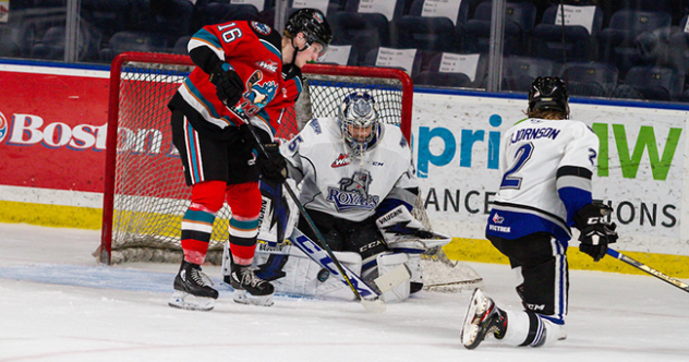 Victoria Royals versus Kelowna Rockets