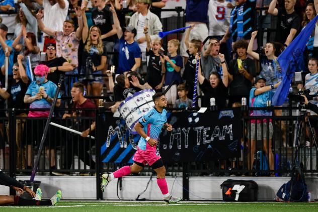 Colorado Springs Switchbacks FC take a victory lap in front of the fans