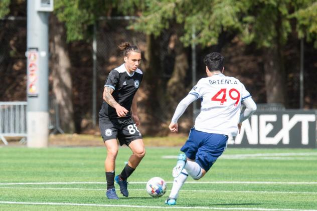 Tacoma Defiance midfielder Adolfo Ovalle (left)