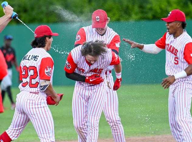 Ottawa Titans celebrate win