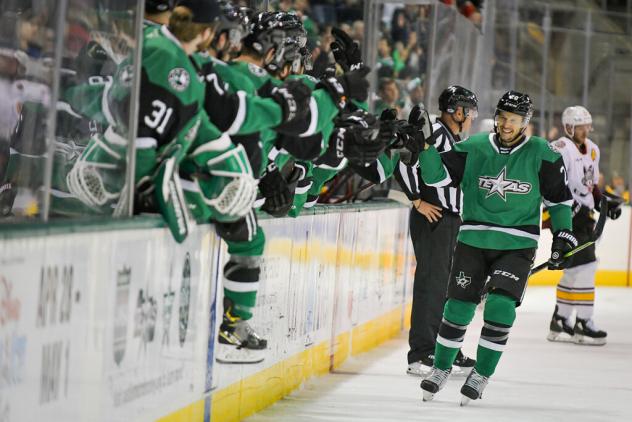 Texas Stars celebrate along the bench